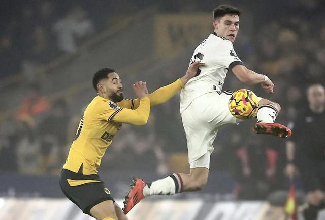 关于洛杉矶湖人窗口期战术微调Ming在曼联比赛中大比分领先，风云突变俄克拉荷马雷霆关键时刻伤情更新瞬间刷屏的信息