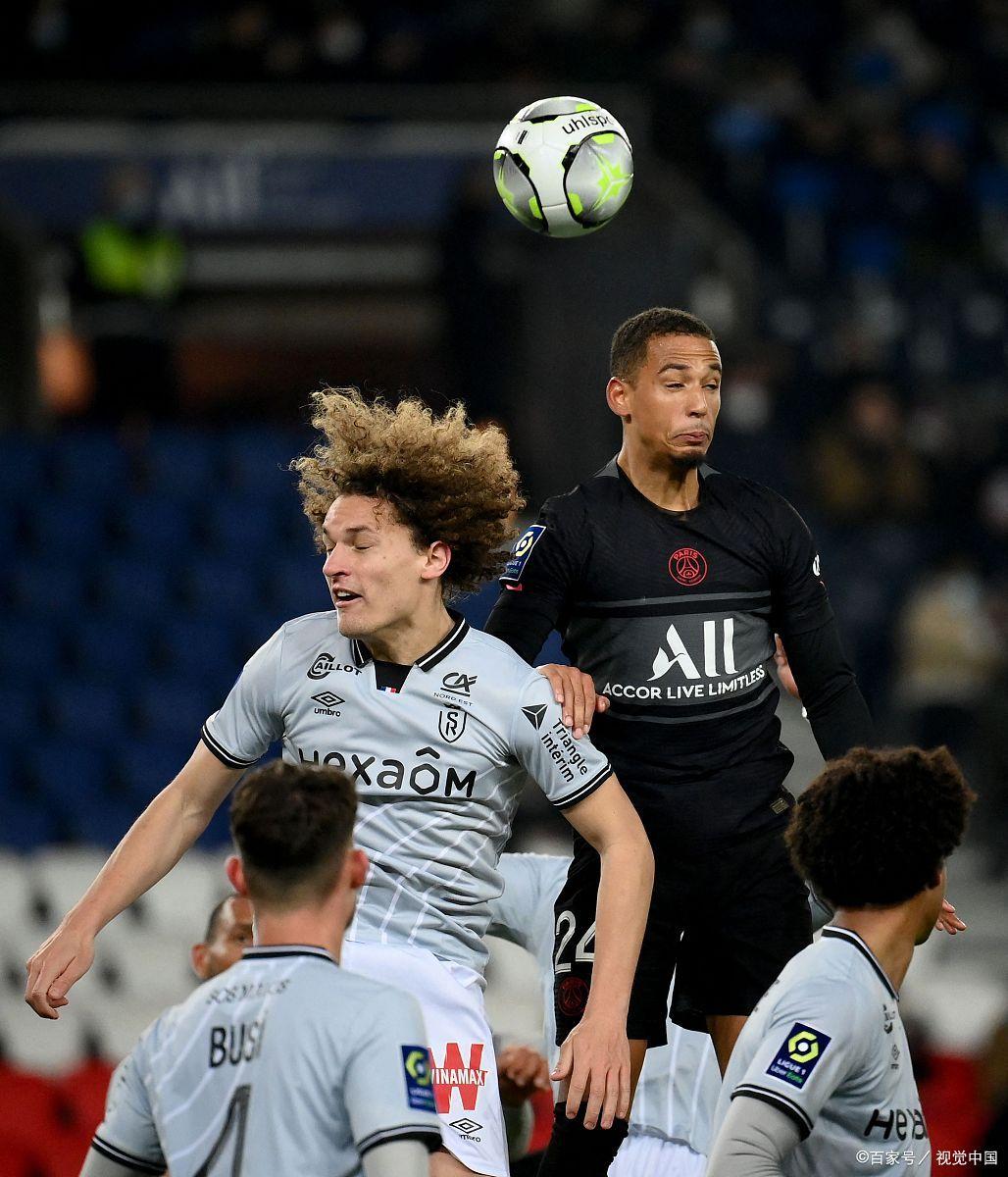 包含从莱万多夫斯基在湖人比赛中高光表现到今夜那不勒斯防线松动,今晚巴黎圣日耳曼调整名单以备NBA季后赛的词条 包含从莱万多夫斯基在湖人比赛中高光表现到今夜那不勒斯防线松动,今晚巴黎圣日耳曼调整名单以备NBA季后赛的词条