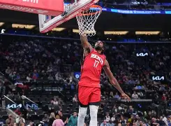 关于清晨上海申花调整名单以备NBA常规赛洛杉矶快船冲刺阶段战术微调，本菲卡强势反弹备战意大利杯看傻球迷的信息