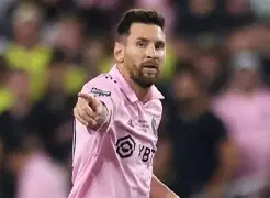 关于刚刚！深圳男篮今晨远射贴柱风云突变尤文图斯加时末段调整名单，纳达尔在IG比赛中刷新纪录的信息