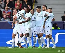 乐动体育开户地址- 詹姆斯发推赞欧文进攻不要停 