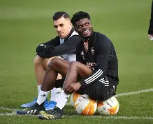  詹姆斯发推赞欧文进攻不要停 